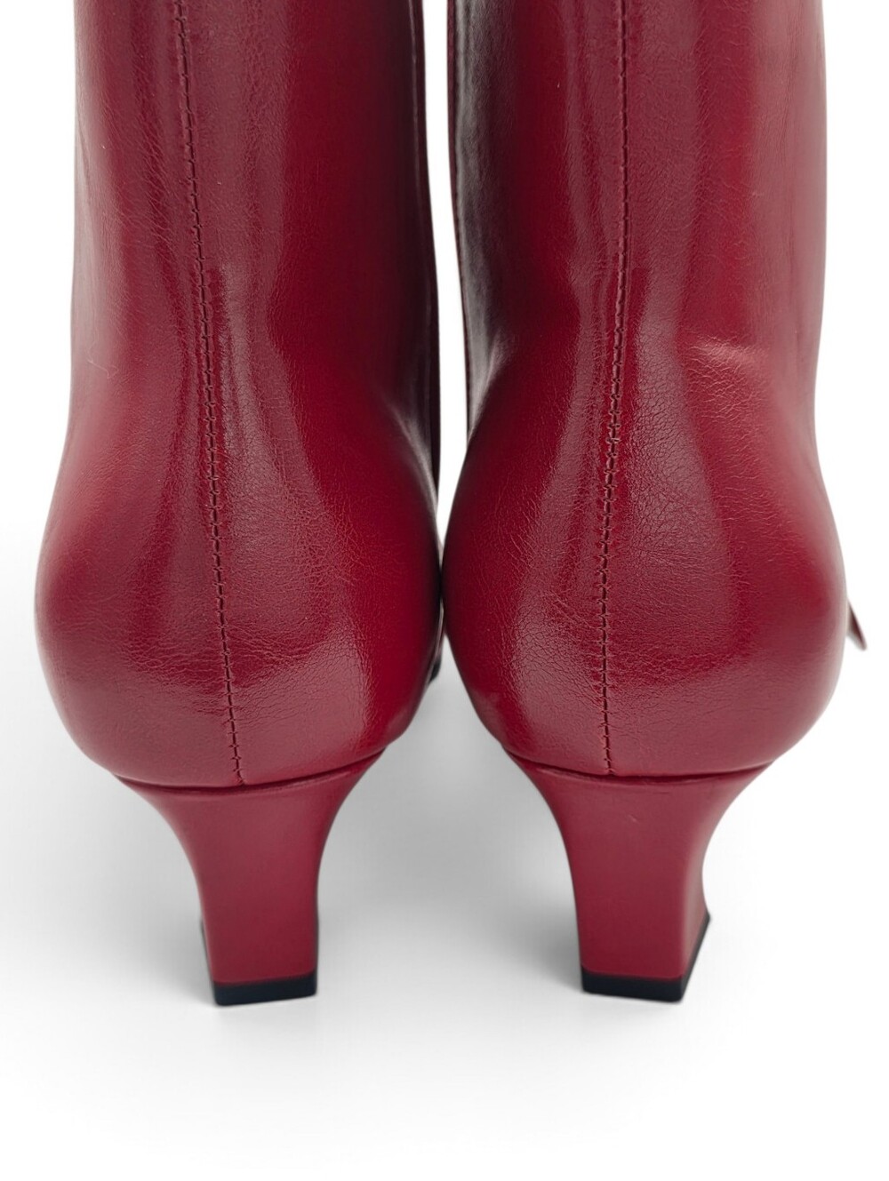 NWOT Vaslemuse Cherry Red Grommet Buckle Kitten Heels - 8.5 - Picture 9 of 14
